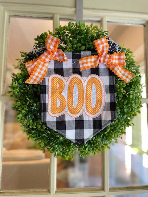 "Boo" Wreath Pendant