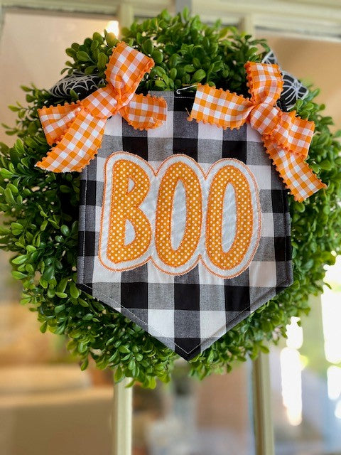 "Boo" Wreath Pendant