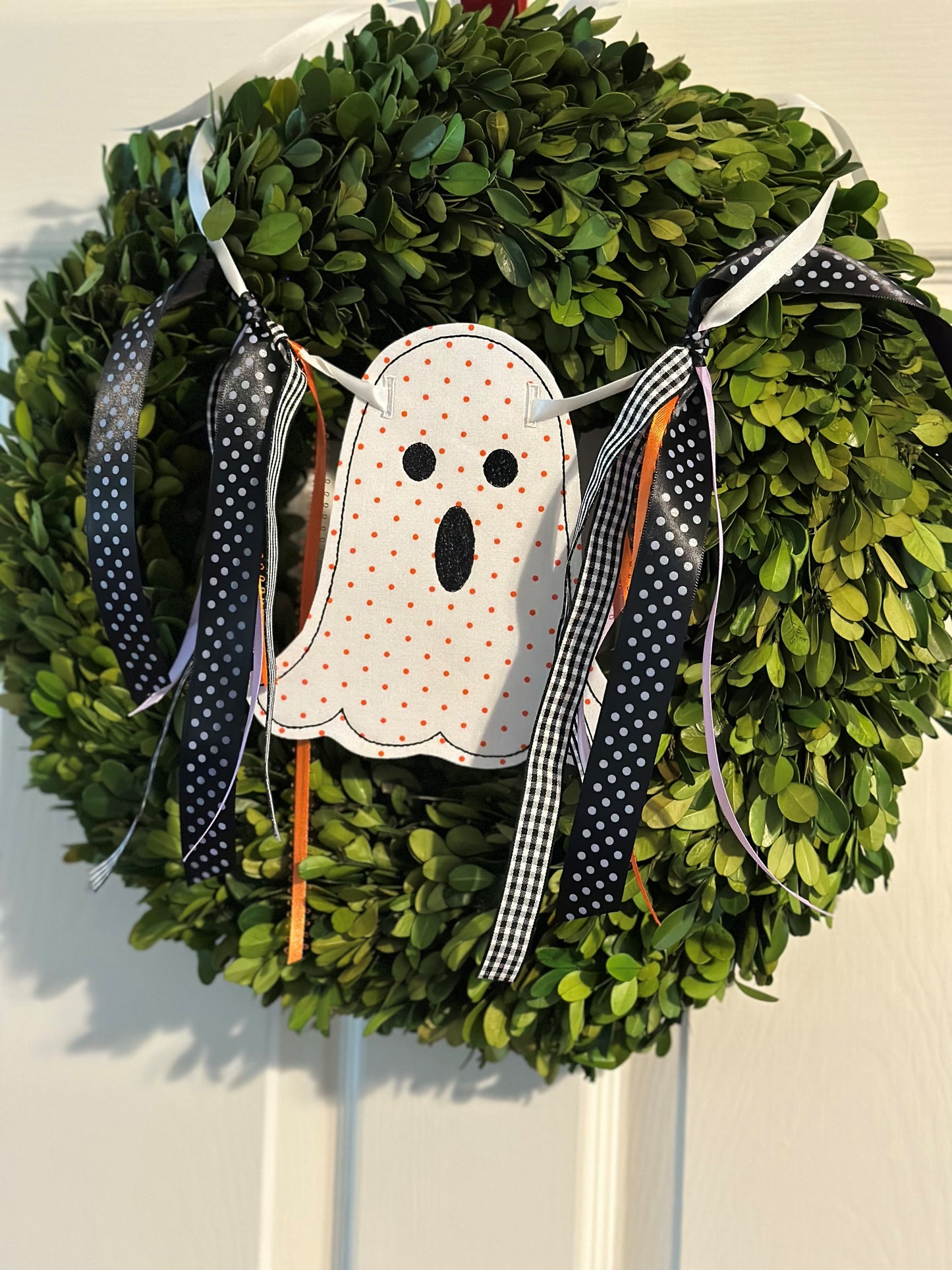 Ghost Wreath Banner - Single